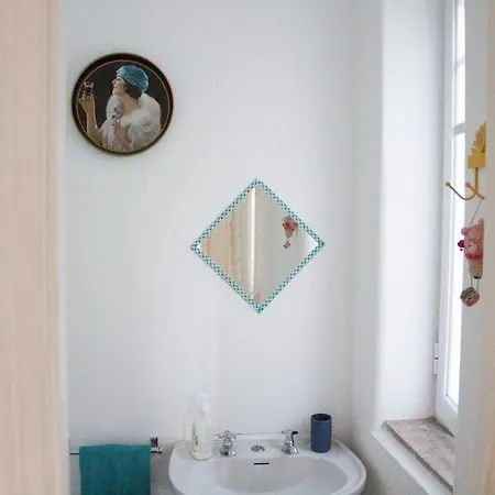 Bed & Breakfast Luna Parque Lisbon